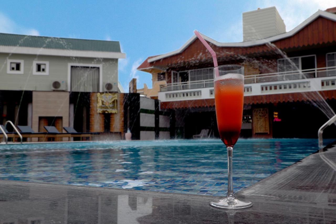 Sweet Fantasy Resort Mandarmani Exterior foto