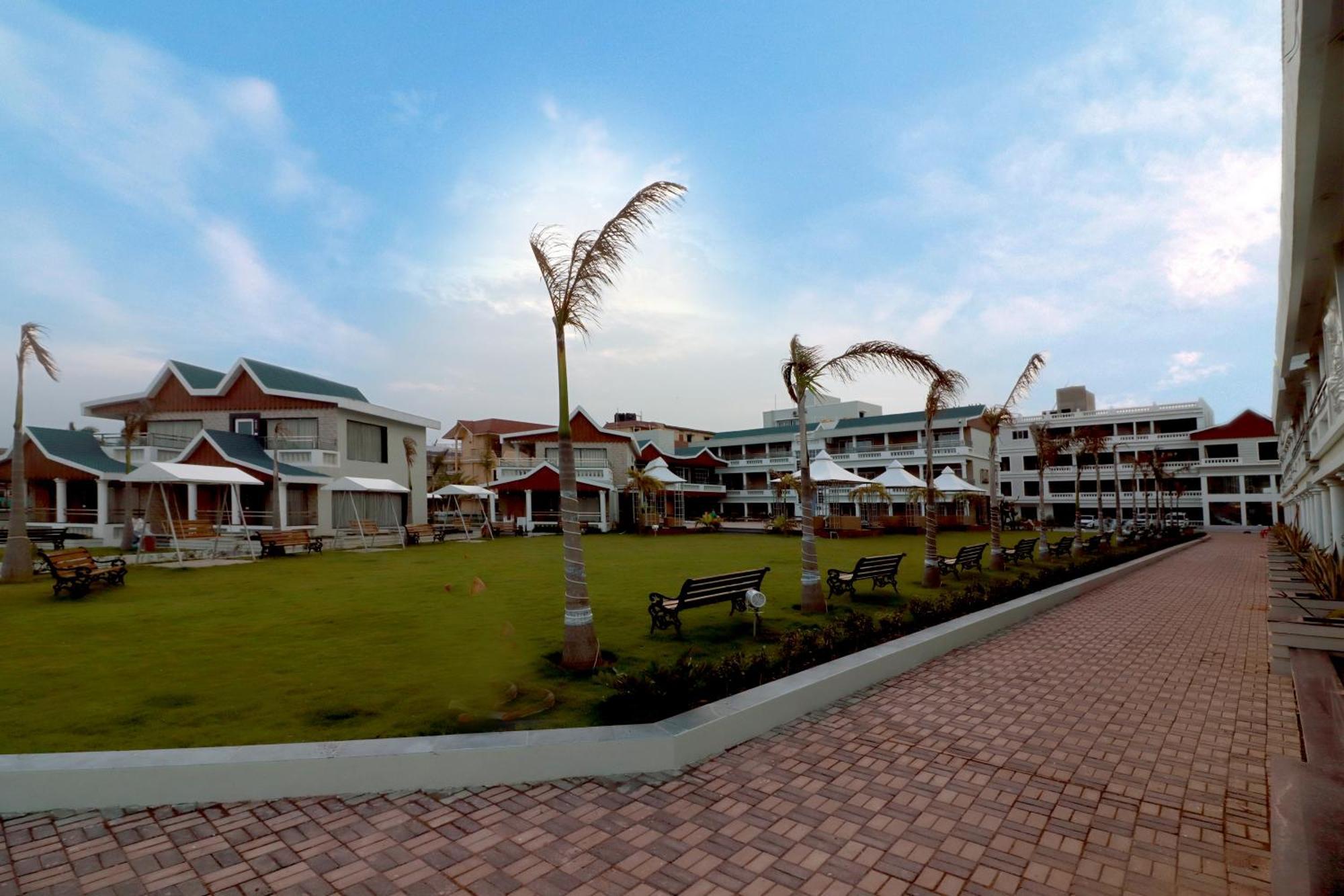 Sweet Fantasy Resort Mandarmani Exterior foto